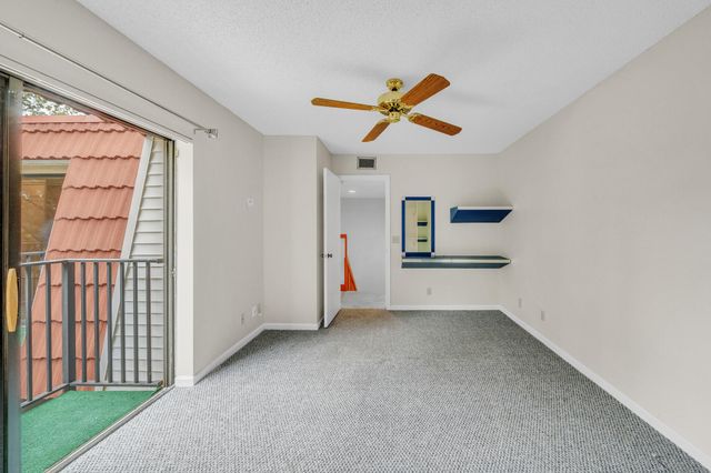 713 NW 99th Circle, Plantation, FL 33324