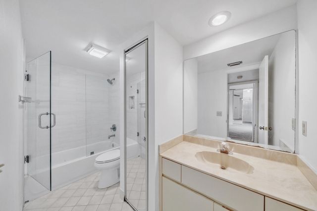 713 NW 99th Circle, Plantation, FL 33324