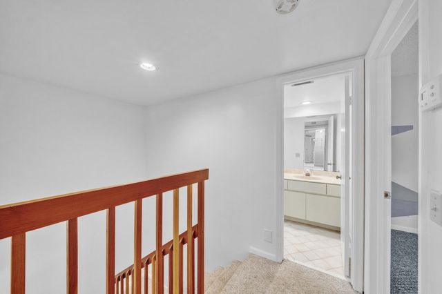 713 NW 99th Circle, Plantation, FL 33324