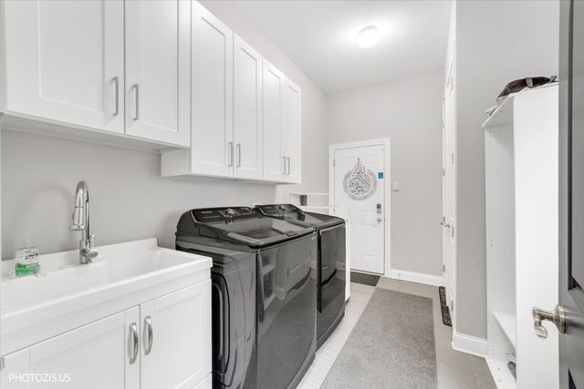 1120 Ashley Lane, Inverness, IL 60010