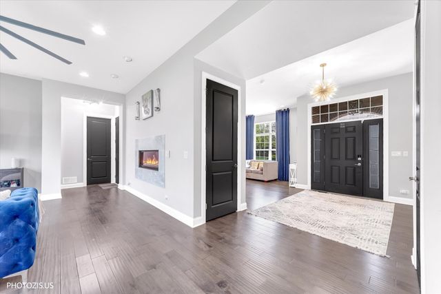 1120 Ashley Lane, Inverness, IL 60010