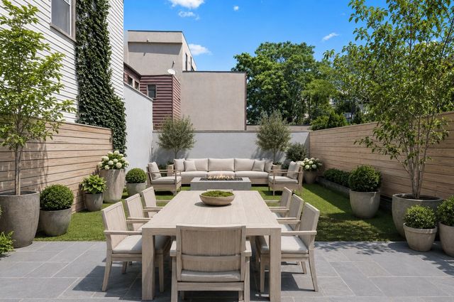 636 LORIMER Street TWNHS, New York City, NY 11211