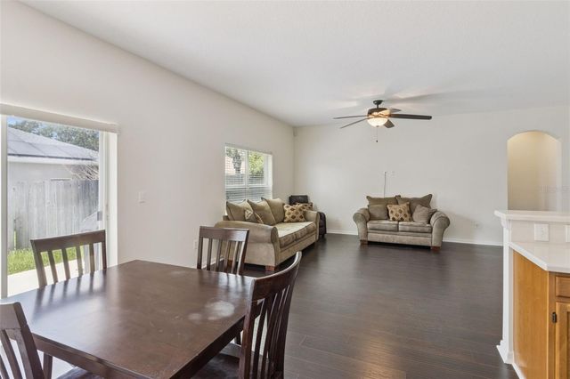 725 STAR POINTE DRIVE, Seffner, FL 33584