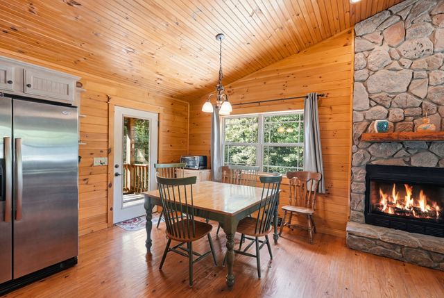 5010 Hidden Ln, Crawford, TN 38554