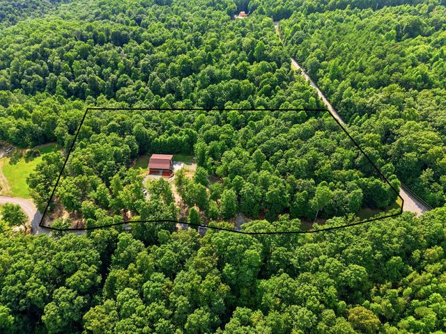 5010 Hidden Ln, Crawford, TN 38554