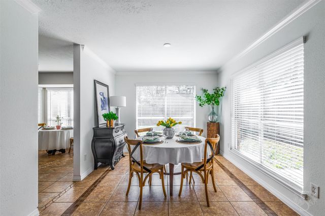 16331 Mccormick Dr, Houston, TX 77095