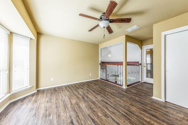 16331 Mccormick Dr, Houston, TX 77095