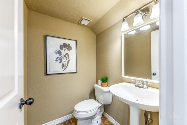 16331 Mccormick Dr, Houston, TX 77095