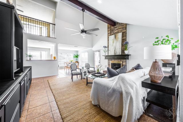 16331 Mccormick Dr, Houston, TX 77095