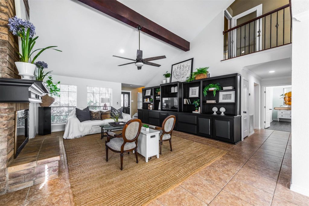 16331 Mccormick Dr, Houston, TX 77095