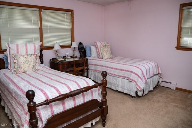 2004 Burning Tree Lane, Youngstown, OH 44505