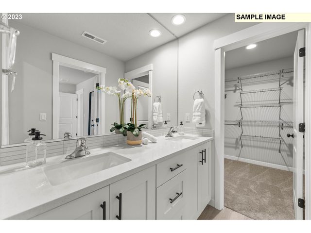 11224 Se 162nd Ave 480, Happy Valley, OR 97086