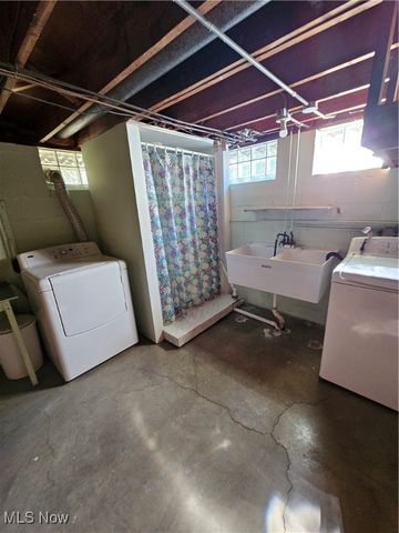 6369 Anita Drive, Parma Heights, OH 44130