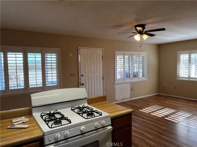 24186 Orangewood Road, Corning, CA 96021