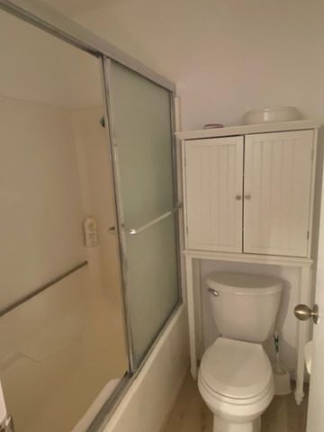 65 Glenwood, Hercules, CA 94547