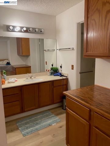 65 Glenwood, Hercules, CA 94547