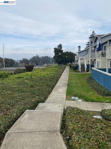 65 Glenwood, Hercules, CA 94547