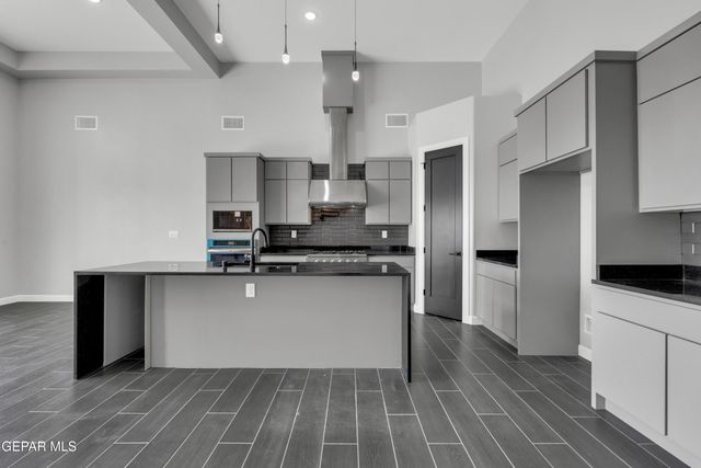 13316 Emerald Wind Court, Horizon City, TX 79928