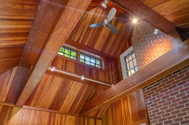 270 Concord Rd, Lincoln, MA 01773