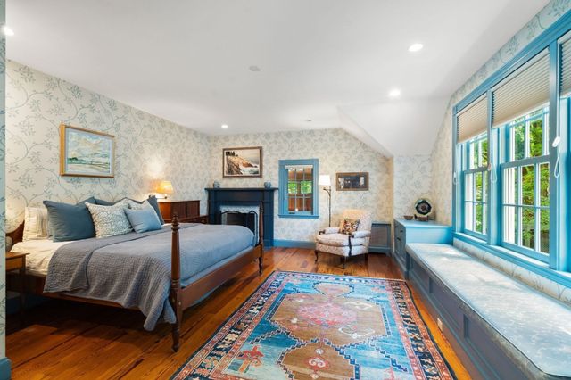 270 Concord Rd, Lincoln, MA 01773