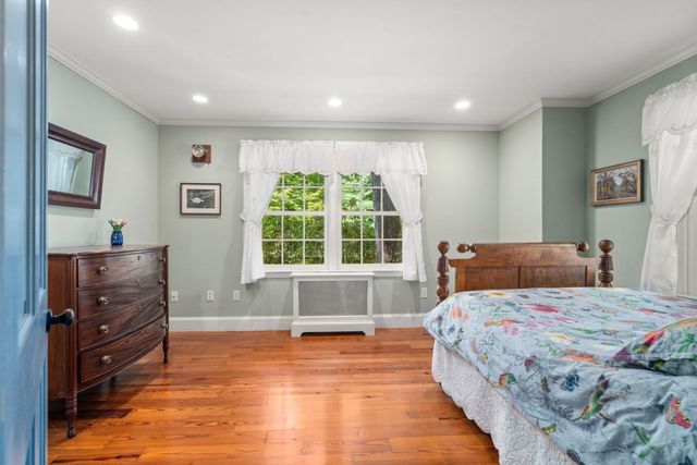 270 Concord Rd, Lincoln, MA 01773