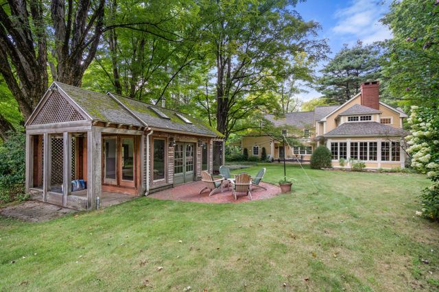 270 Concord Rd, Lincoln, MA 01773