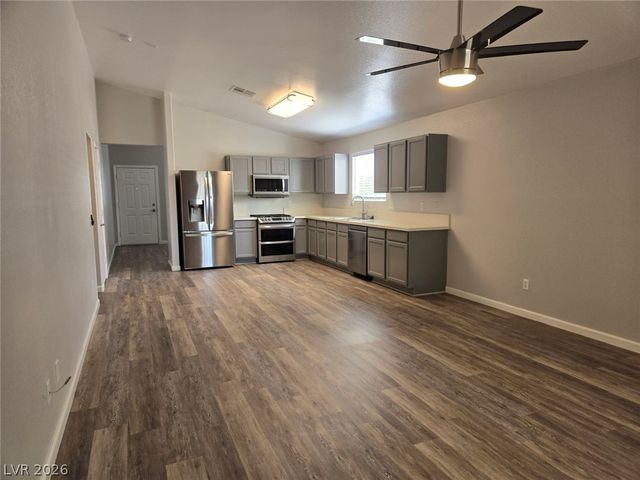 10163 Spider Rock Avenue, Las Vegas, NV 89135
