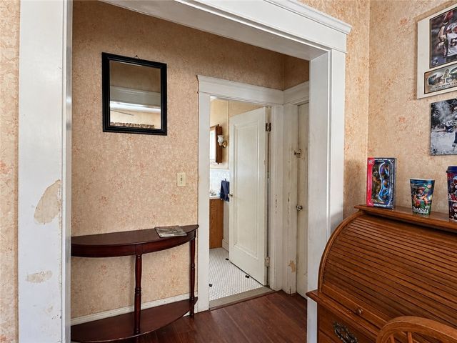 23 Whitford Avenue, Pawtucket, RI 02860