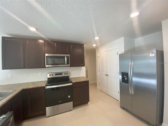 308 HICKORY COURSE RADIAL, Ocala, FL 34472