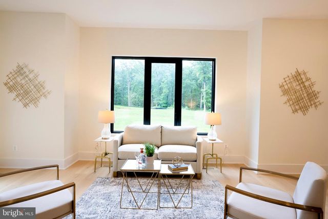 5947 DOYLE RD, Clifton, VA 20124