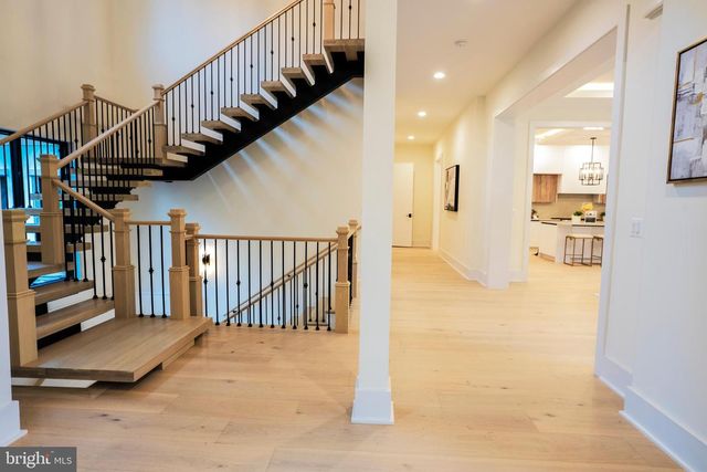 5947 DOYLE RD, Clifton, VA 20124