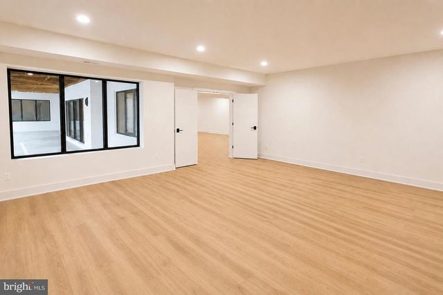 5947 DOYLE RD, Clifton, VA 20124