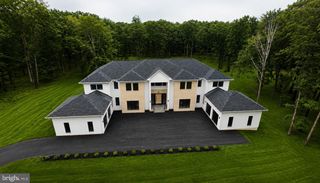 5947 DOYLE RD, Clifton, VA 20124