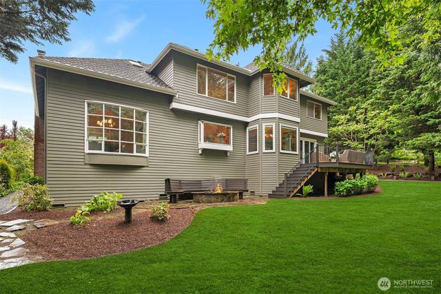 18138 NE 130th Place, Redmond, WA 98052