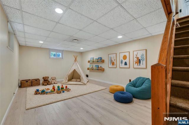 430 Bender Avenue, Roselle Park, NJ 07204