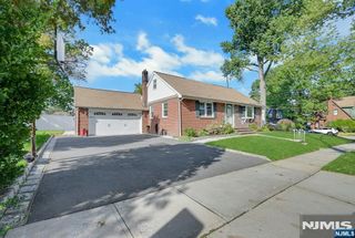 430 Bender Avenue, Roselle Park, NJ 07204