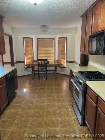 609 Georgetown Circle, Fayetteville, NC 28314