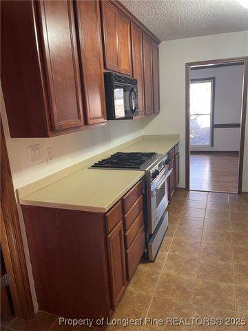 609 Georgetown Circle, Fayetteville, NC 28314