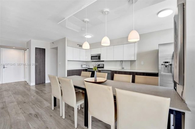 19101 NE 36th Ct 3002, Aventura, FL 33180