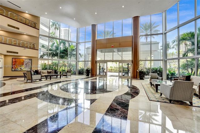 19101 NE 36th Ct 3002, Aventura, FL 33180