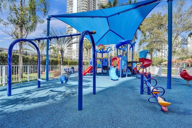 19101 NE 36th Ct 3002, Aventura, FL 33180