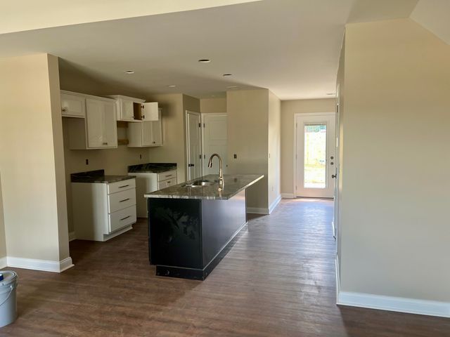 102 Bow Bridge Drive, Berea, KY 40403