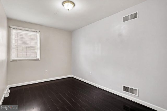 1036 MEADOW DR, Reading, PA 19605