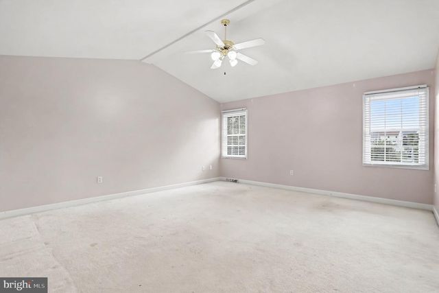 1036 MEADOW DR, Reading, PA 19605