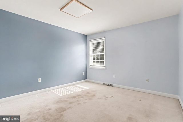 1036 MEADOW DR, Reading, PA 19605
