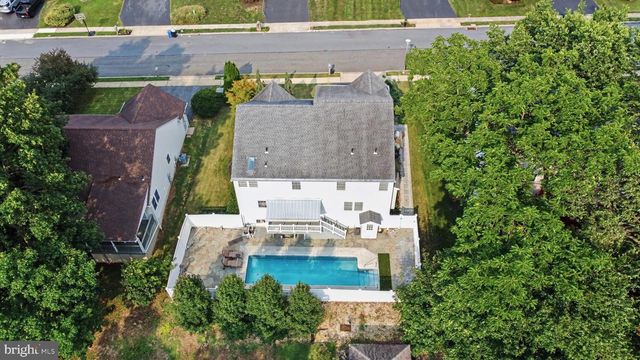 1036 MEADOW DR, Reading, PA 19605