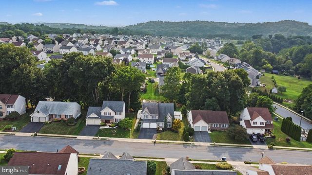 1036 MEADOW DR, Reading, PA 19605