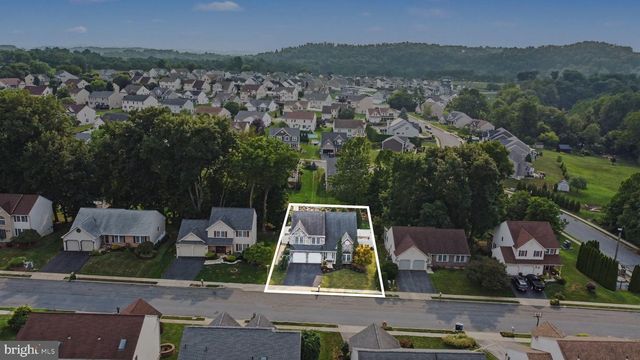 1036 MEADOW DR, Reading, PA 19605
