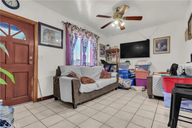 8711 S Fir, Los Angeles, CA 90002
