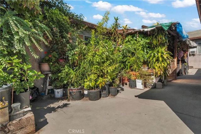 8711 S Fir, Los Angeles, CA 90002